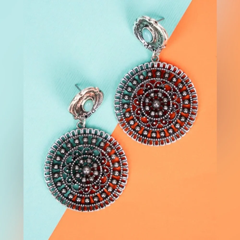 Elegant Silver and Red Circular Earrings with turquoise center - Picture 1 of 3